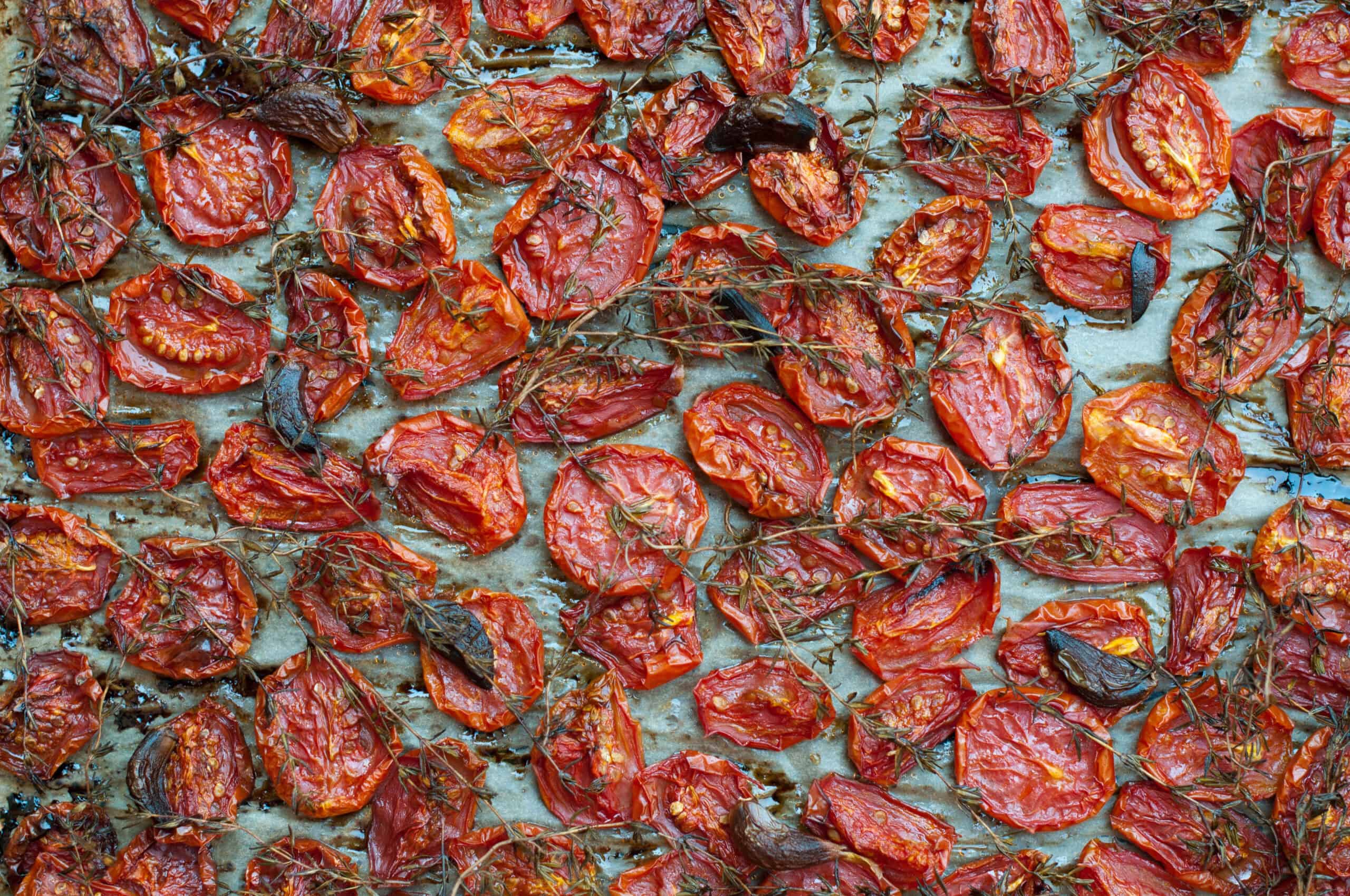 How to Make Sun-Dried Tomatoes at Home Using Your Oven (Perfect for Winter)